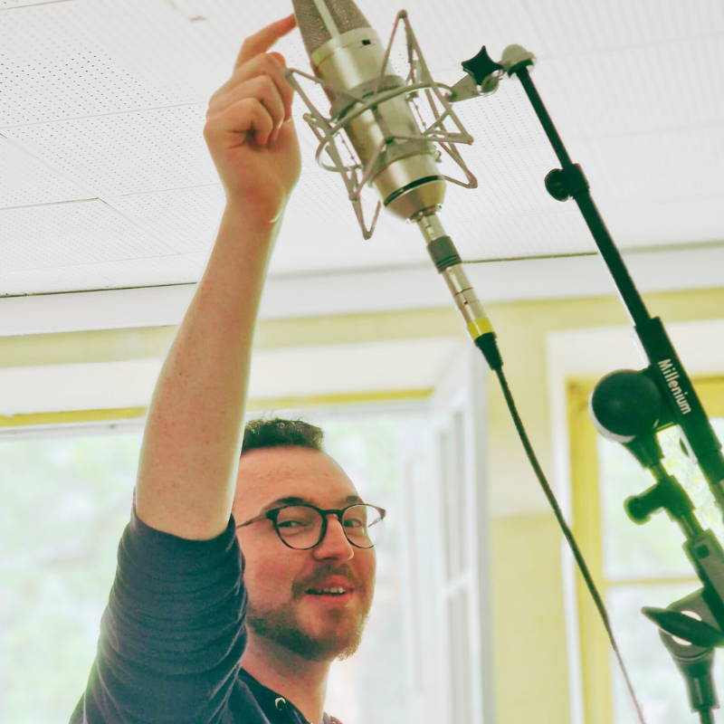 Ajustement technique du micro – Chorale Pirate