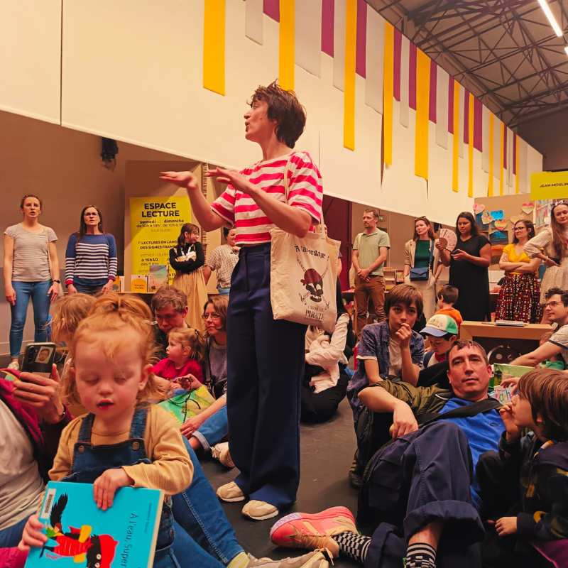 Cheffe de chœur avec les familles – Fête du Livre Jeunesse de Villeurbanne